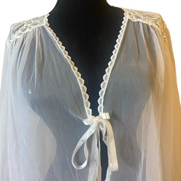 Vintage Barbizon Sheer White Lace Embroidered Peignoir/Robe Medium - Picture 2 of 10